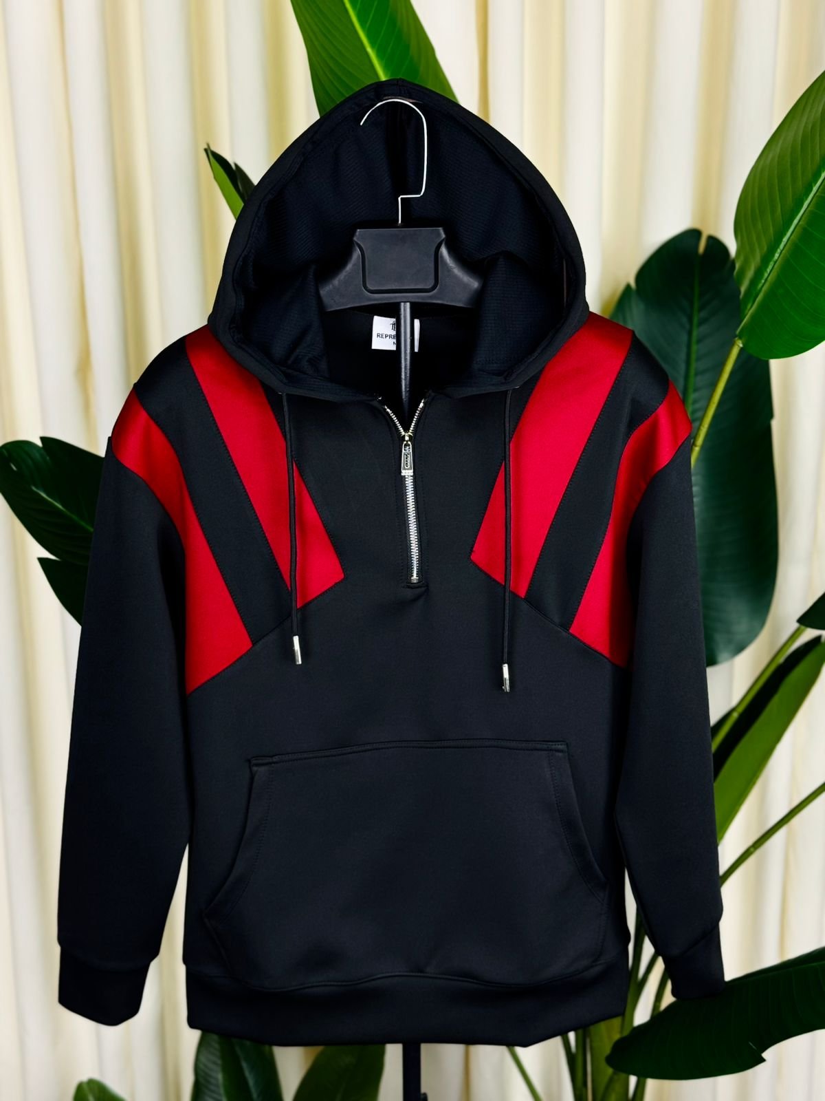 WhatsApp Image 2025-11-17 at 15.36.49_8c9bdcbd Step Hoodie. - Image 1